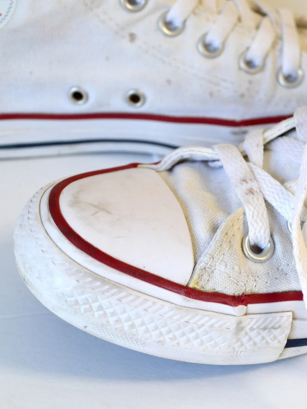 Converse All Stars white canvas chuck hi top woman size 8.5 sneaker shoes